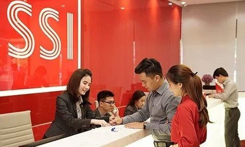 SSI phân phối hơn 5 triệu cổ phiếu cho lãnh đạo thấp hơn 62% thị giá