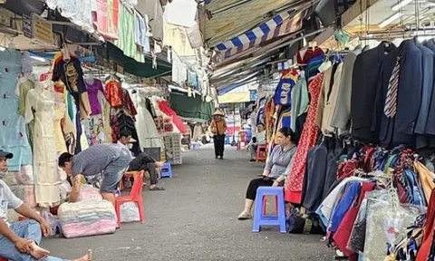 Hàng ngoại nhập giá rẻ "áp đảo" hàng Việt, liệu giá cả có đi đôi với chất lượng?