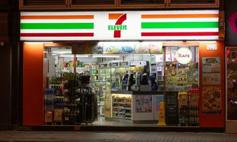 Bí mật gần 100 năm của 7-Eleven khiến người nước ngoài quyết chi 47 tỷ USD thâu tóm