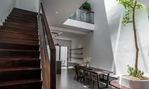 Những lưu ý khi thiết kế giếng trời nhà ống để tránh bị mưa tạt