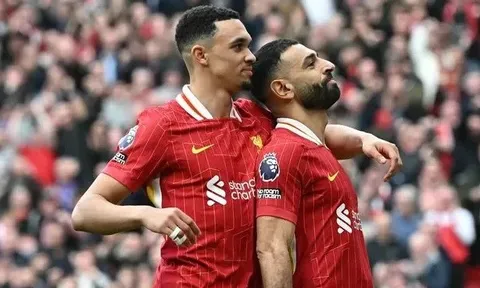 Salah lên tiếng về quyết định rời Liverpool của Trent Alexander-Arnold