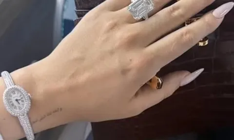 Rộ tin Ronaldo đính hôn với Georgina