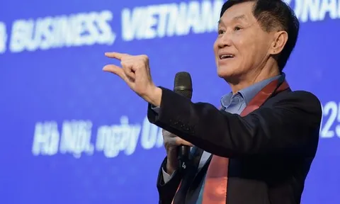 "Ông trùm" hàng hiệu Johnathan Hạnh Nguyễn: 'Đầu óc người Việt không thua kém ai, chỉ là các bạn chưa sử dụng'