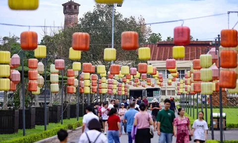 Du lịch Hà Nội bứt phá dịp nghỉ lễ 30/4 - 1/5