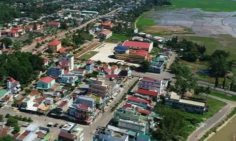 Lương giáo viên hợp đồng một huyện ở Bình Thuận trở về bậc 1: Phòng Nội vụ và Phòng Tài chính bị phê bình