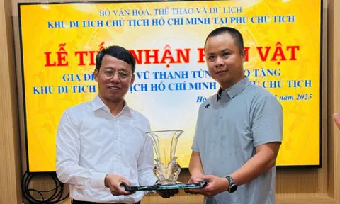 Khu Di tích Chủ tịch Hồ Chí Minh tại Phủ Chủ tịch tiếp nhận hiện vật