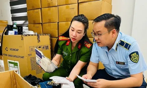 Công an Hà Nội thu giữ hơn 100 tấn hàng hóa thực phẩm chức năng, thiết bị y tế giả
