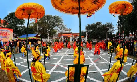 “Cất cánh” trên đường băng du lịch