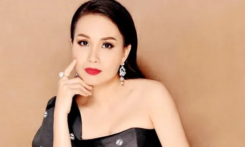 "Chị Tư" Cẩm Ly "biến hình" quyến rũ khiến dân tình dậy sóng