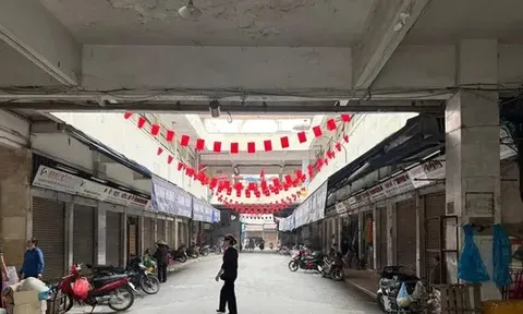 Hàng loạt hộ kinh doanh ở chợ Đồng Xuân đóng cửa: Lộ lý do bất ngờ