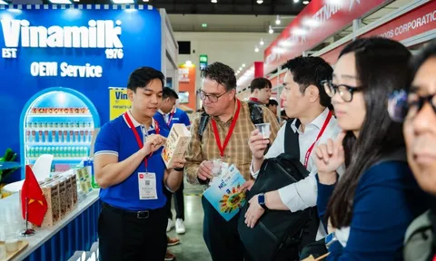 Vinamilk 20 năm tham gia hội chợ F&B lớn nhất châu Á: Kiếm được những hợp đồng "trung thành" hàng thập kỷ từ sản phẩm không phải thế mạnh của Việt Nam