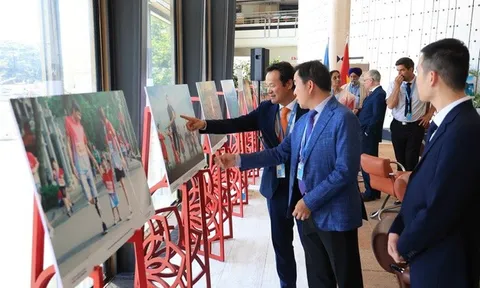 Việt Nam ghi điểm tại Liên Hợp Quốc bằng triển lãm đậm chất văn hóa, nhân văn