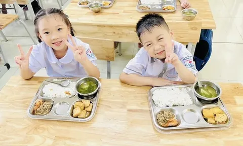 Hơn 3.000 tỷ đồng cho những bữa trưa ngon