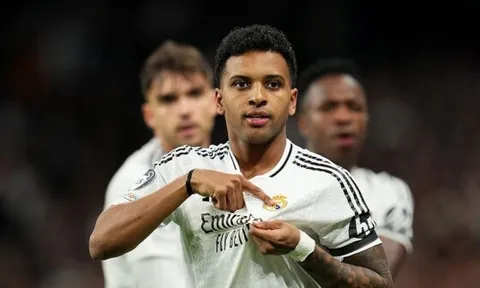 Rodrygo “bơ đẹp” khi người hâm mộ hỏi về Arsenal