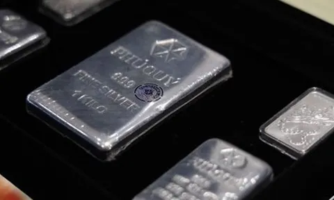 Giá bạc hôm nay 14/7: neo ở mức cao kỷ lục, người mua từ đầu năm lãi bao nhiêu?