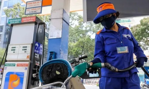 Giá xăng giảm từ 15h chiều nay