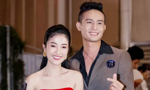 "Nữ hoàng phim xưa" diện áo dài cưới đỏ, úp mở chuyện lên xe hoa cùng bạn trai tin đồn kém 9 tuổi?