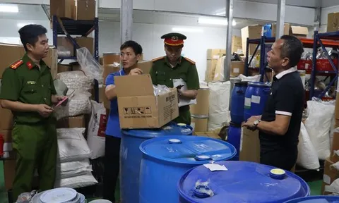 Khởi tố 2 giám đốc công ty dược phẩm