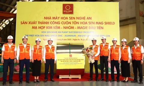 Tập đoàn Hoa Sen sản xuất thành công Tôn siêu bền Hoa Sen Mag Shield