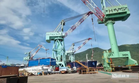 Doanh thu vượt 1 tỷ USD, khu kinh tế tại Khánh Hòa hướng tới trung tâm logistics và dịch vụ cảng biển hiện đại