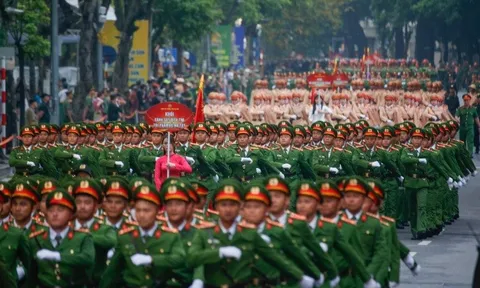 'Ngày hội bình yên' tại khu vực Hồ Gươm: Sự kiện đa ý nghĩa kỷ niệm các ngày lễ lớn
