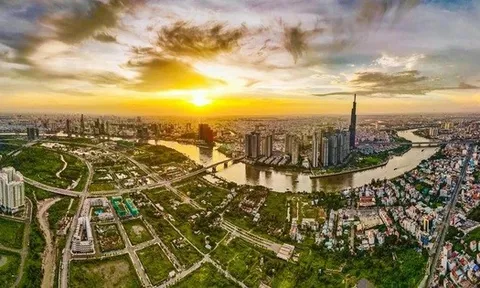 Loạt lãnh đạo bất động sản nhận thù lao cao ngất ngưởng giữa mùa kinh doanh co hẹp