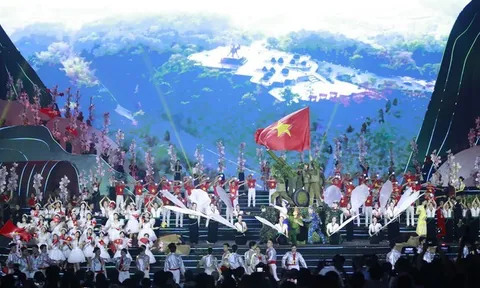 Ngành Văn hóa Việt Nam 80 năm đồng hành cùng sự nghiệp cách mạng vẻ vang của Đảng và dân tộc