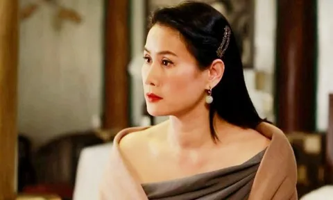 "Ác nữ màn hình": U50 là mẹ đơn thân nuôi 2 con, sống trong biệt thự 4 tầng khang trang