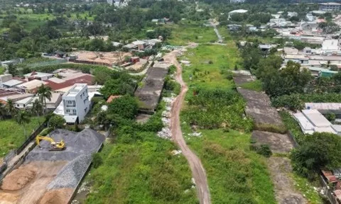 Cận cảnh gần 3 km Vành đai 2 TP.HCM trước ngày tái khởi công