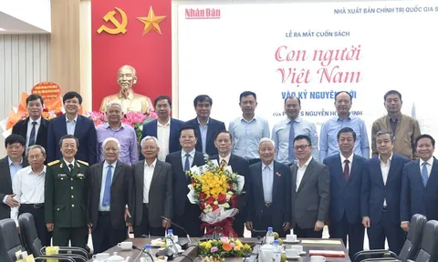 Ra mắt cuốn sách 'Con người Việt Nam vào kỷ nguyên mới'