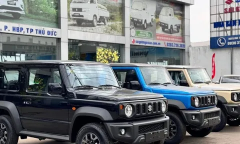 Hết thời 'bia kèm lạc', Suzuki Jimny giảm giá mạnh để xả hàng