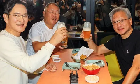 Bữa tối gà bia "chấn động" Seoul của CEO Nvidia cùng lãnh đạo Samsung và Hyundai