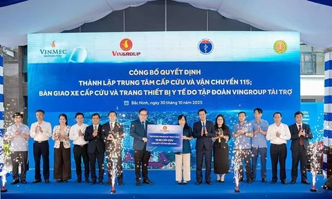 ‘Lời hứa’ 1.000 tỷ: Vingroup tài trợ 15 ‘phòng cấp cứu di động’ cho Bắc Ninh