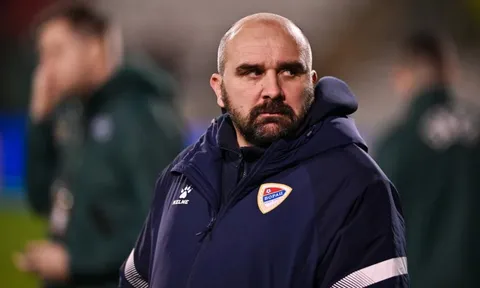 Huấn luyện viên 44 tuổi tử vong đột ngột trong trận đấu ở Serbia