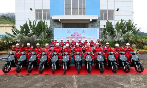 Cú "bắt tay" của VinFast và công ty con của PV Power: Ký xong, hàng trăm nhân viên lập tức "lên đời" xe máy điện