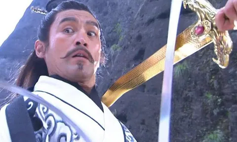 Vũ khí kỳ lạ làm chấn động giang hồ, nhiều cao thủ khiếp sợ