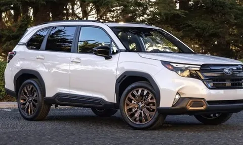 Subaru Forester 2025 chính thức ra mắt thị trường Việt Nam: Động cơ mới, nhập Nhật - giá bán vẫn sẽ là rào cản?
