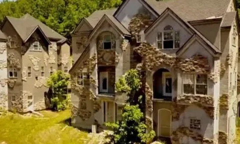 Có gì trong khu nghỉ dưỡng 1,6 tỷ USD bị bỏ hoang hơn thập kỷ?