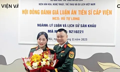 Đại tá - NSND Tự Long: Tân Tiến sĩ đầu tiên của Nhà hát chèo Quân đội
