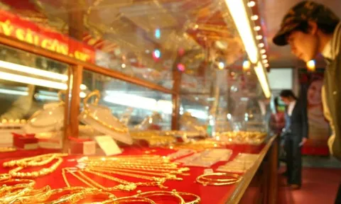 Vì sao mãi chưa nhập khẩu vàng?