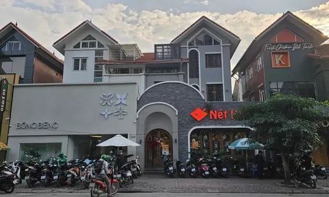 'Làng Việt kiều châu Âu' méo mó, nhếch nhác vì vi phạm trật tự xây dựng