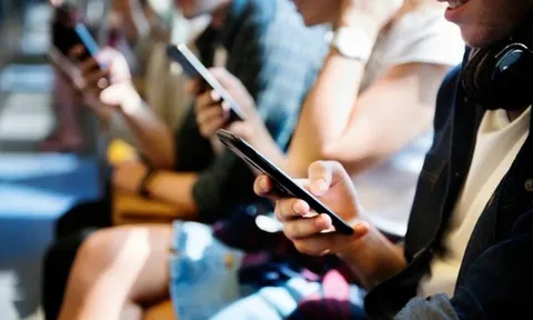 Vạch trần “công xưởng ngầm” sản xuất điện thoại Samsung cao cấp giả: Chủ mưu chỉ học hết lớp 8