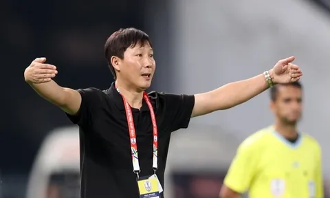 Tin vui cho HLV Kim Sang-sik và bóng đá Việt Nam