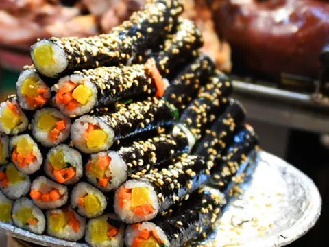 Món ăn gimbap của Hàn Quốc lao đao trên thị trường ăn uống