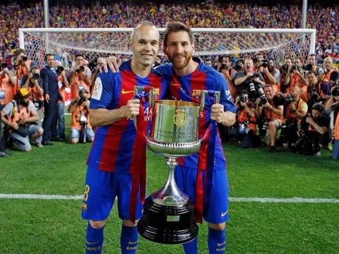 Messi: 'Trái bóng sẽ nhớ Iniesta'