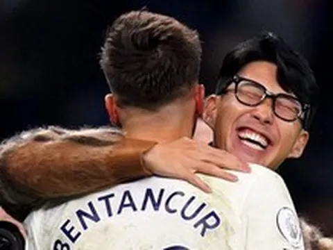 Động chạm Son Heung-min, sao Tottenham nhận án phạt cực nặng