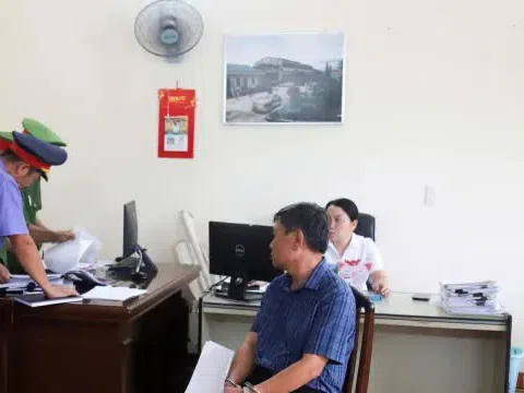 Bắt giam Giám đốc và Phó Giám đốc Công ty CP Chè Minh Rồng