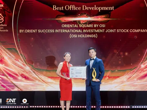 Oriental Square khẳng định vị thế với hai giải thưởng danh giá tại PropertyGuru Vietnam Property Awards 2024