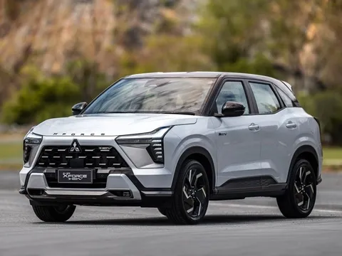 Mitsubishi Xforce HEV ra mắt: Giá quy đổi từ 683 triệu đồng, có ADAS, camera 360, đấu Yaris Cross HEV bằng máy 1.6L hybrid