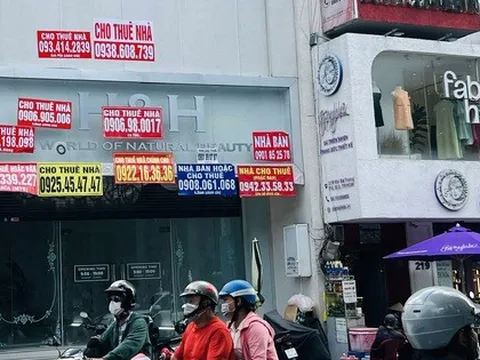Chuyện gì đang xảy ra với mặt bằng nhà phố trung tâm Tp.HCM?